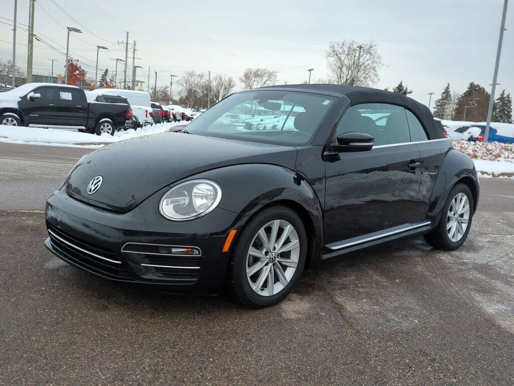 Used 2017 Volkswagen Beetle 1.8T SE Convertible