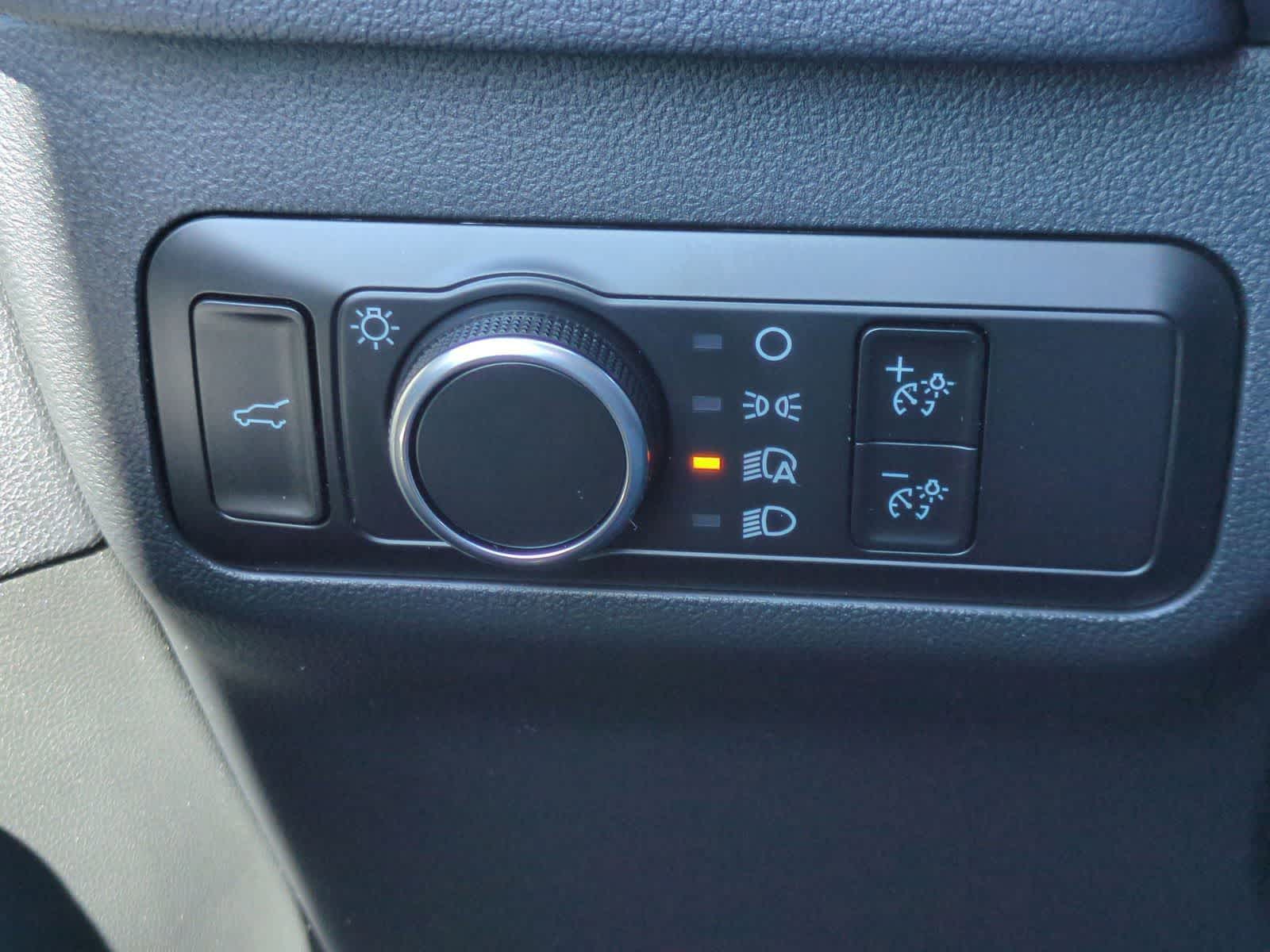 Thumbnail: 2023 Ford Escape - 28