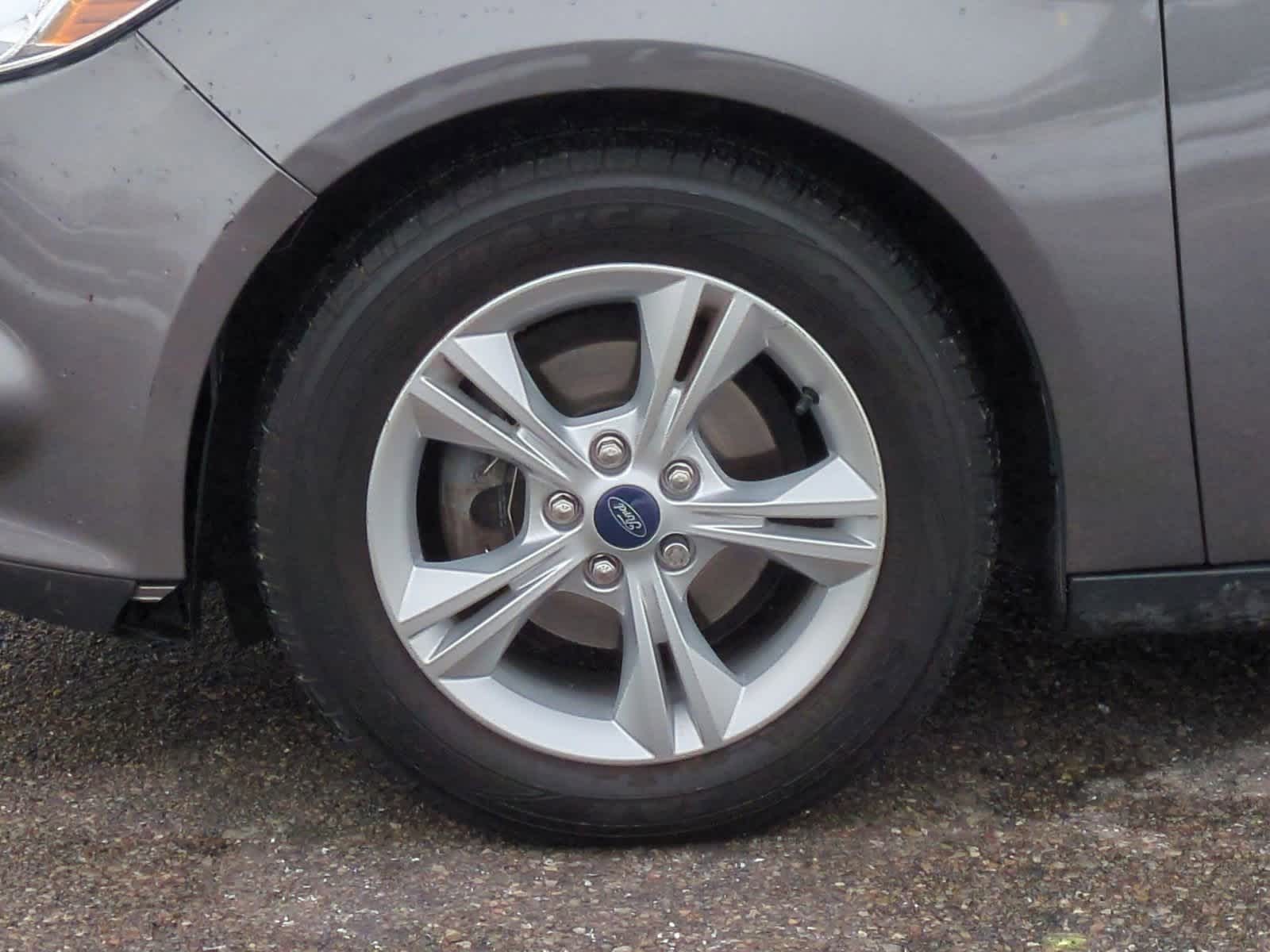 Thumbnail: 2013 Ford Focus - 14