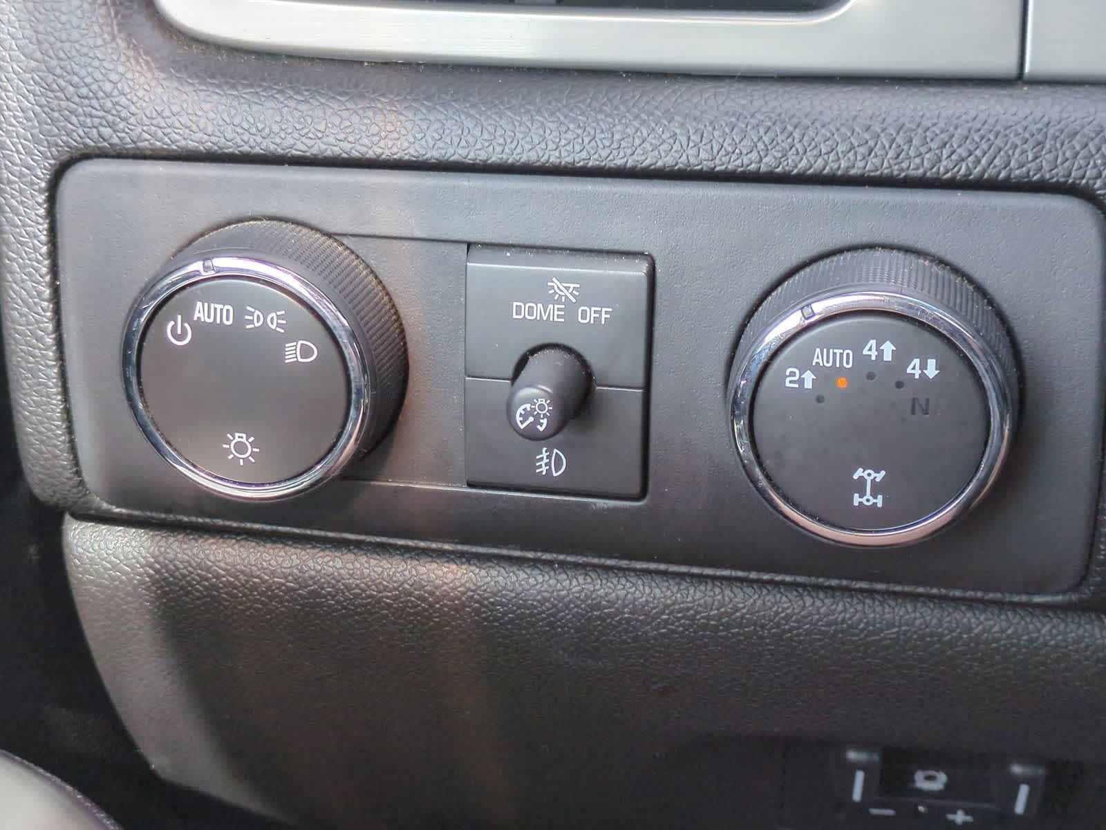 Thumbnail: 2013 Chevrolet Silverado 1500 - 28