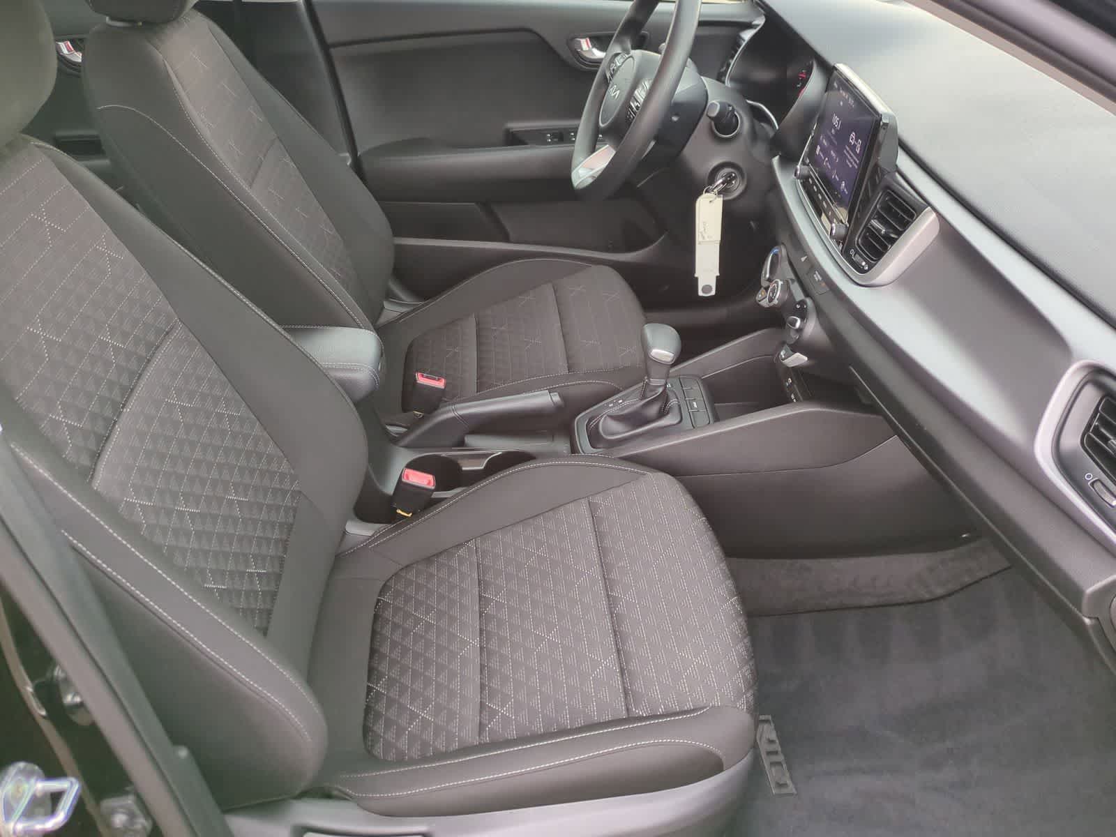 Thumbnail: 2022 Kia Rio5 - 21