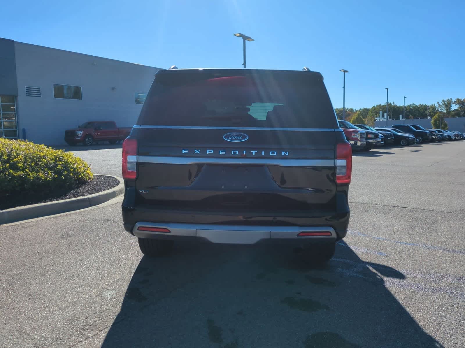 Thumbnail: 2022 Ford Expedition - 7