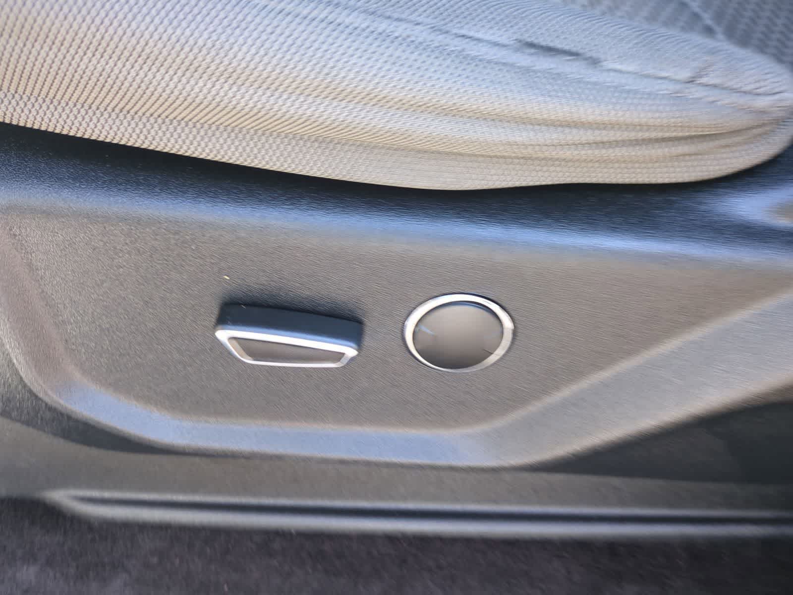 Thumbnail: 2016 Ford F-150 - 17