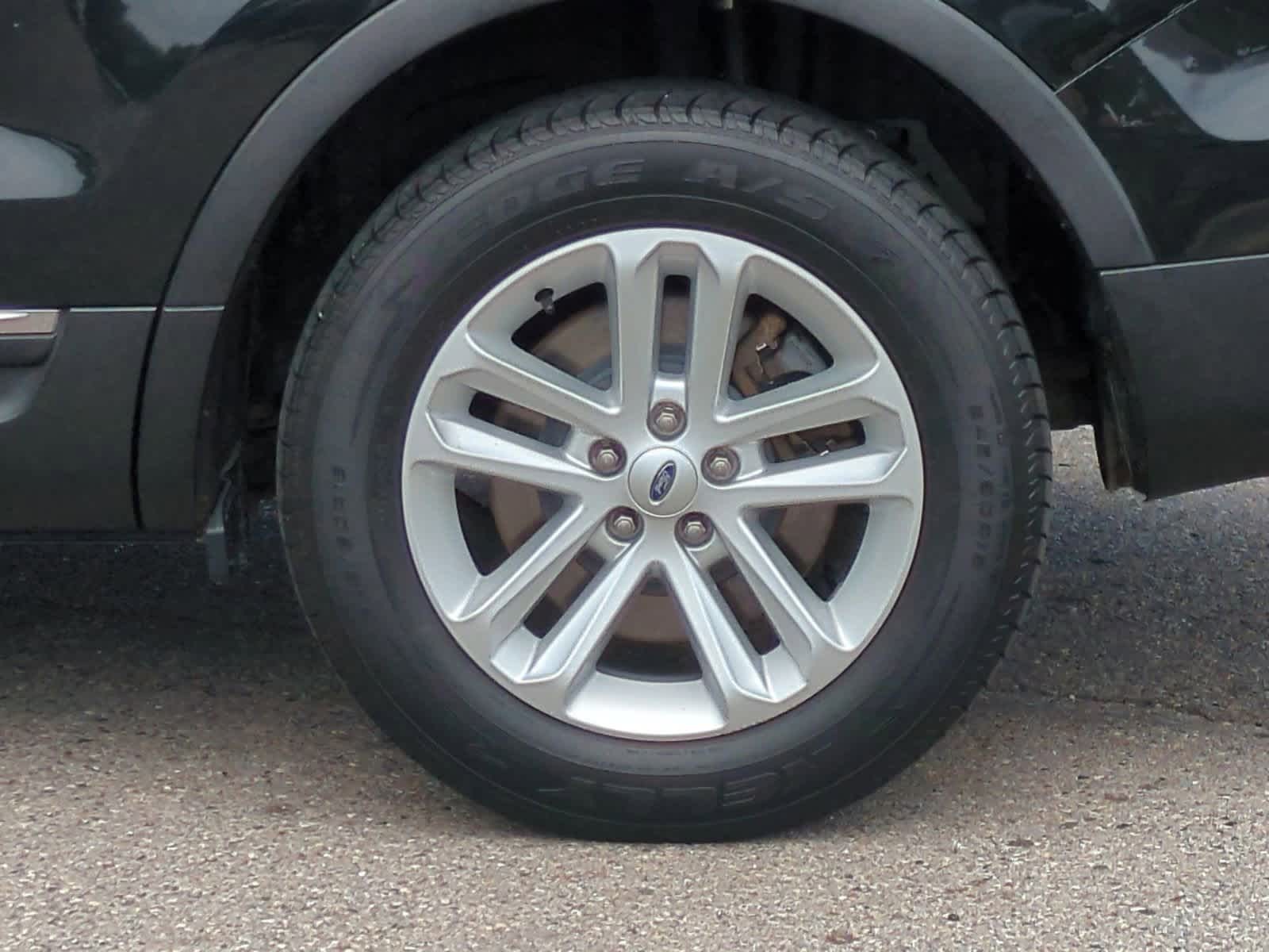 Thumbnail: 2014 Ford Explorer - 14