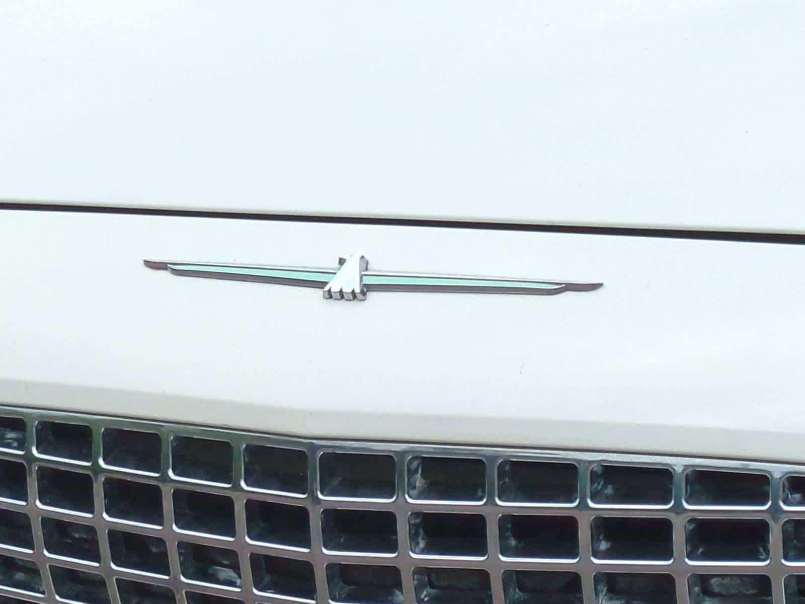 Thumbnail: 2002 Ford Thunderbird - 12