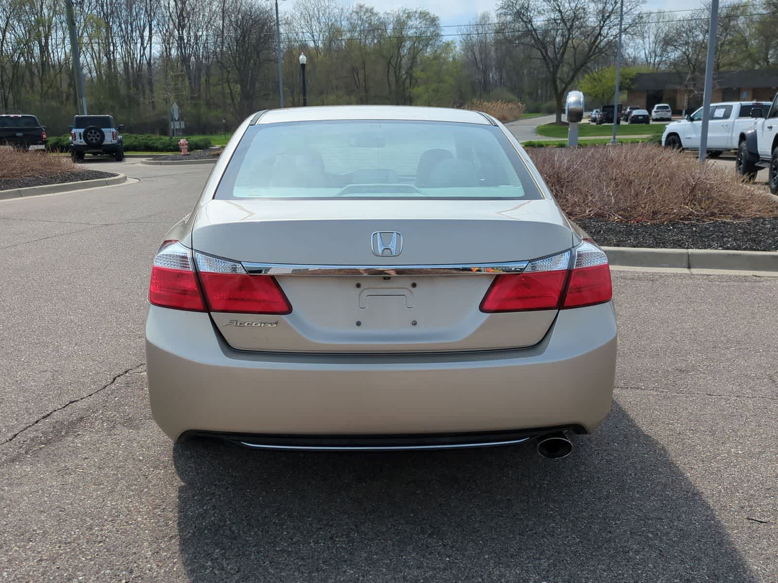 Thumbnail: 2015 Honda Accord - 7