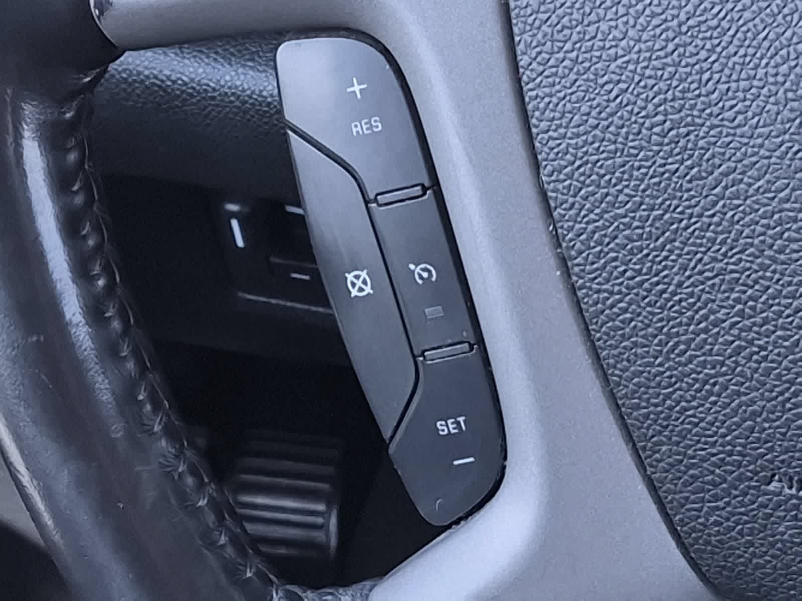Thumbnail: 2009 GMC Sierra 2500 - 23