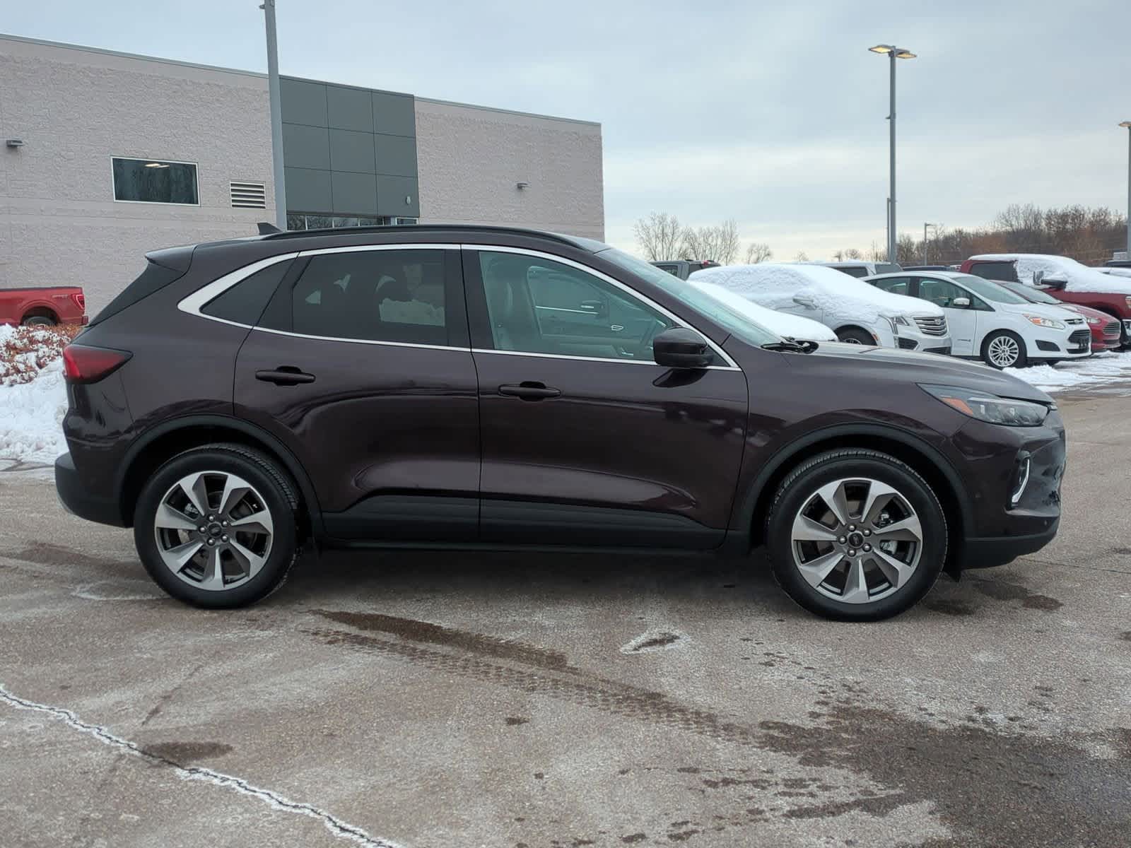 Thumbnail: 2023 Ford Escape - 9