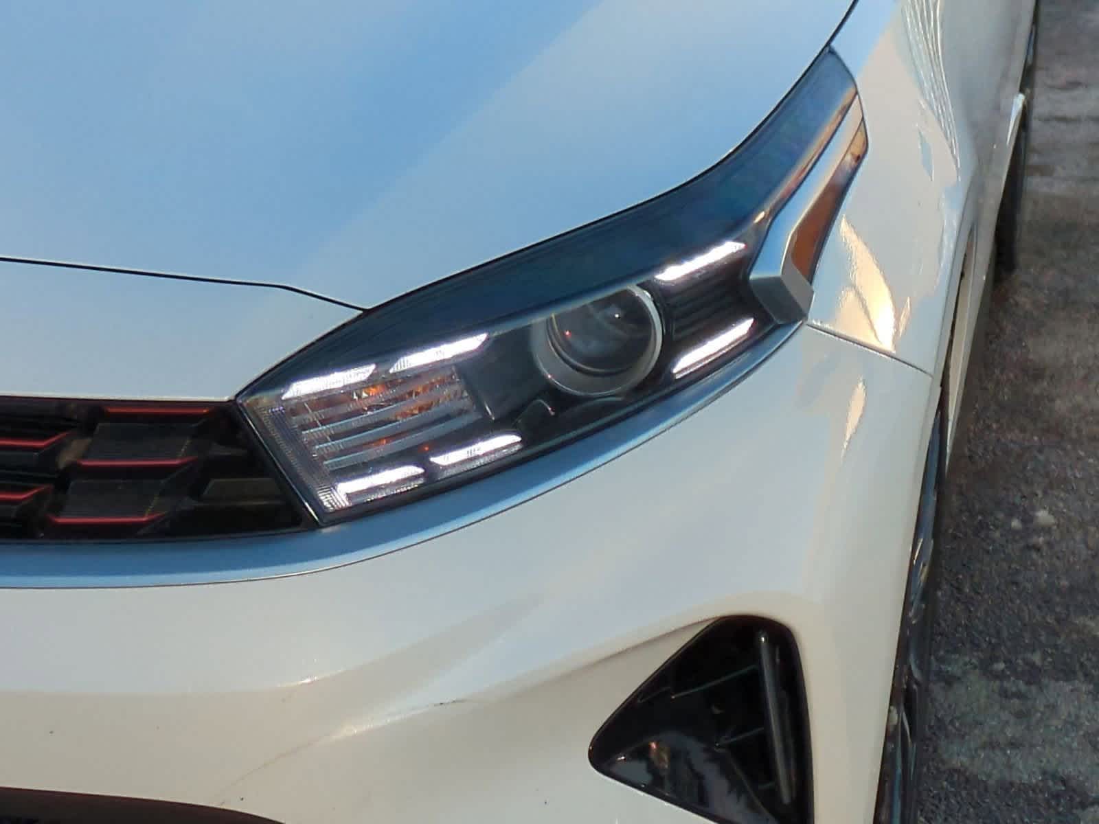 Thumbnail: 2023 Kia Forte - 11