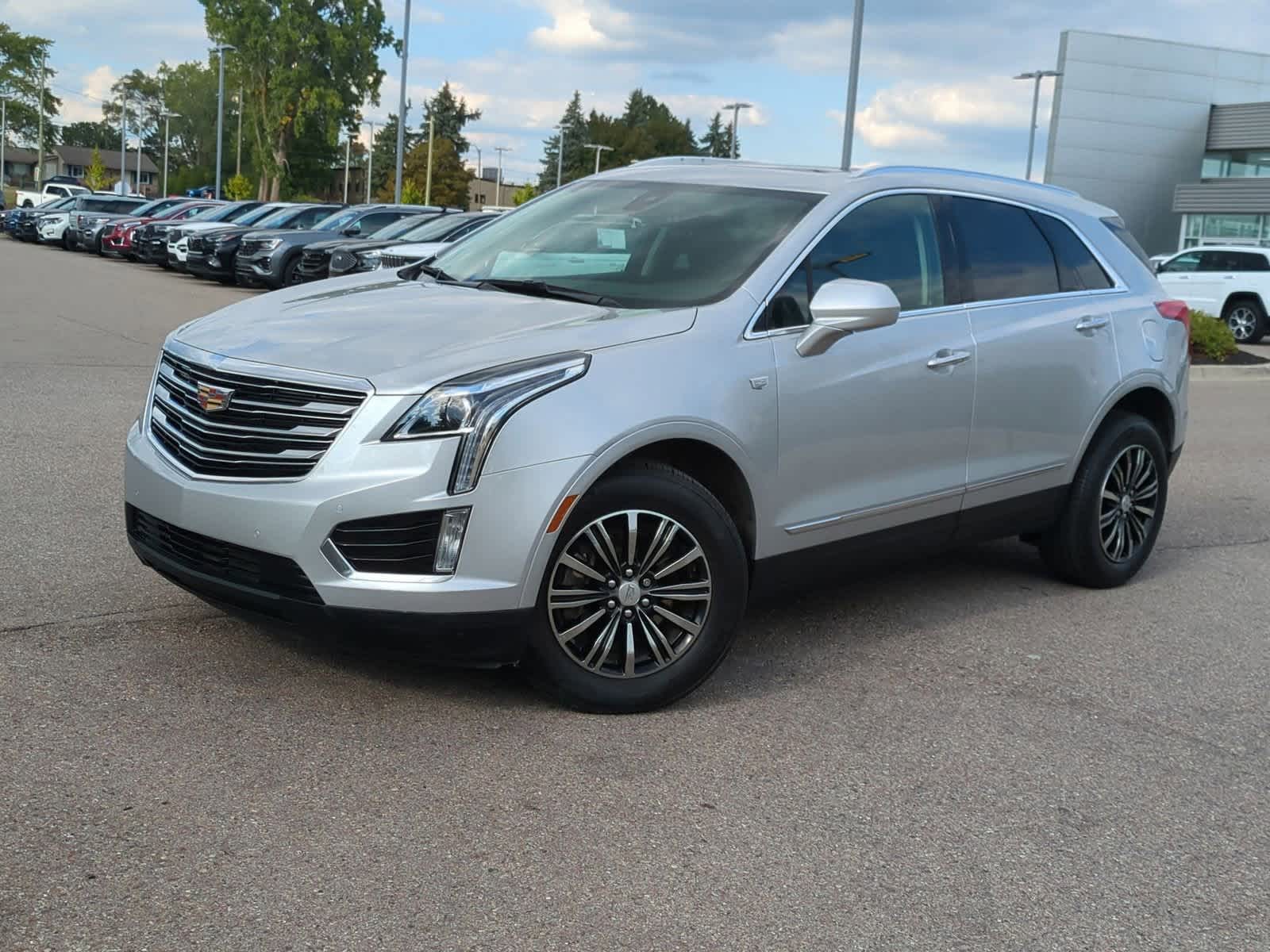 Thumbnail: 2019 Cadillac XT5 - 1