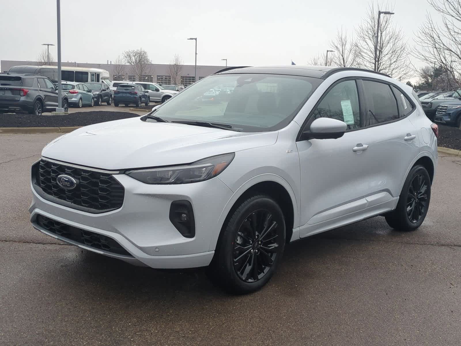 2025 Ford Escape ST-Line Elite 4