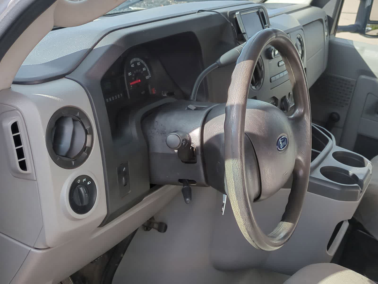 Thumbnail: 2016 Ford Econoline - 10