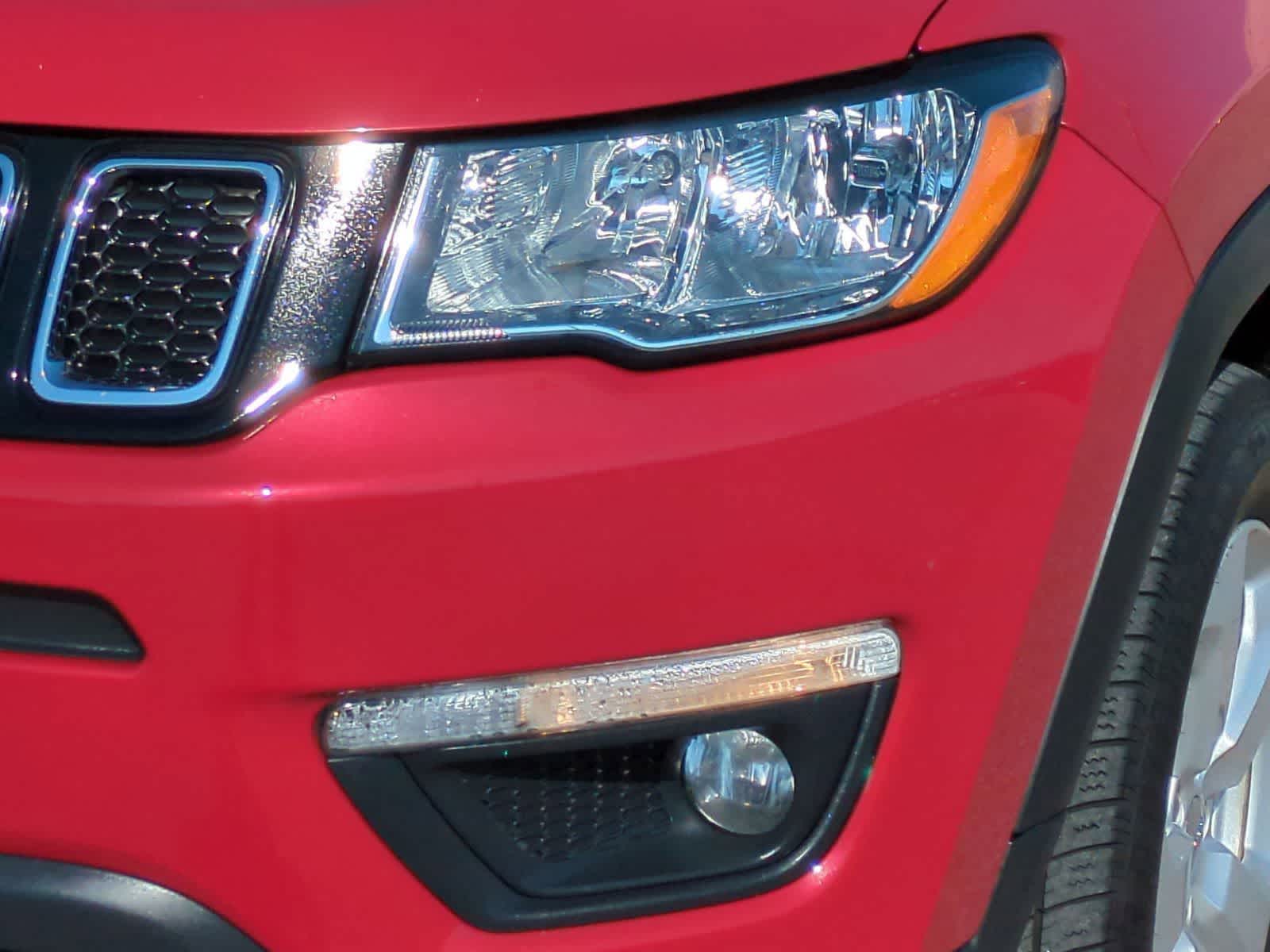 Thumbnail: 2020 Jeep Compass - 11