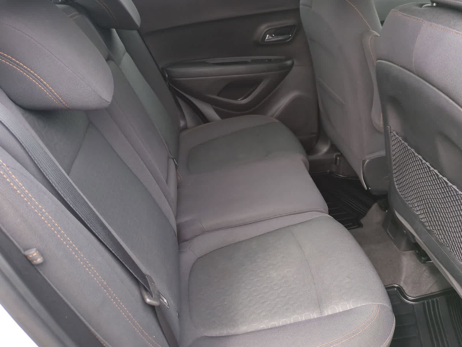 Thumbnail: 2017 Chevrolet Trax - 19