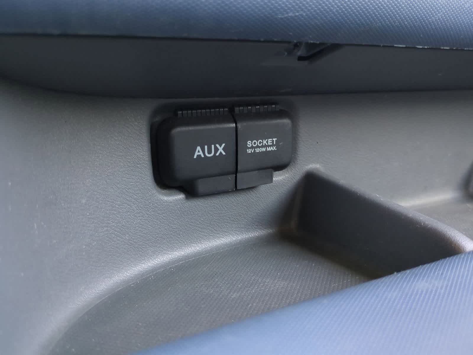 Thumbnail: 2003 Honda Element - 28
