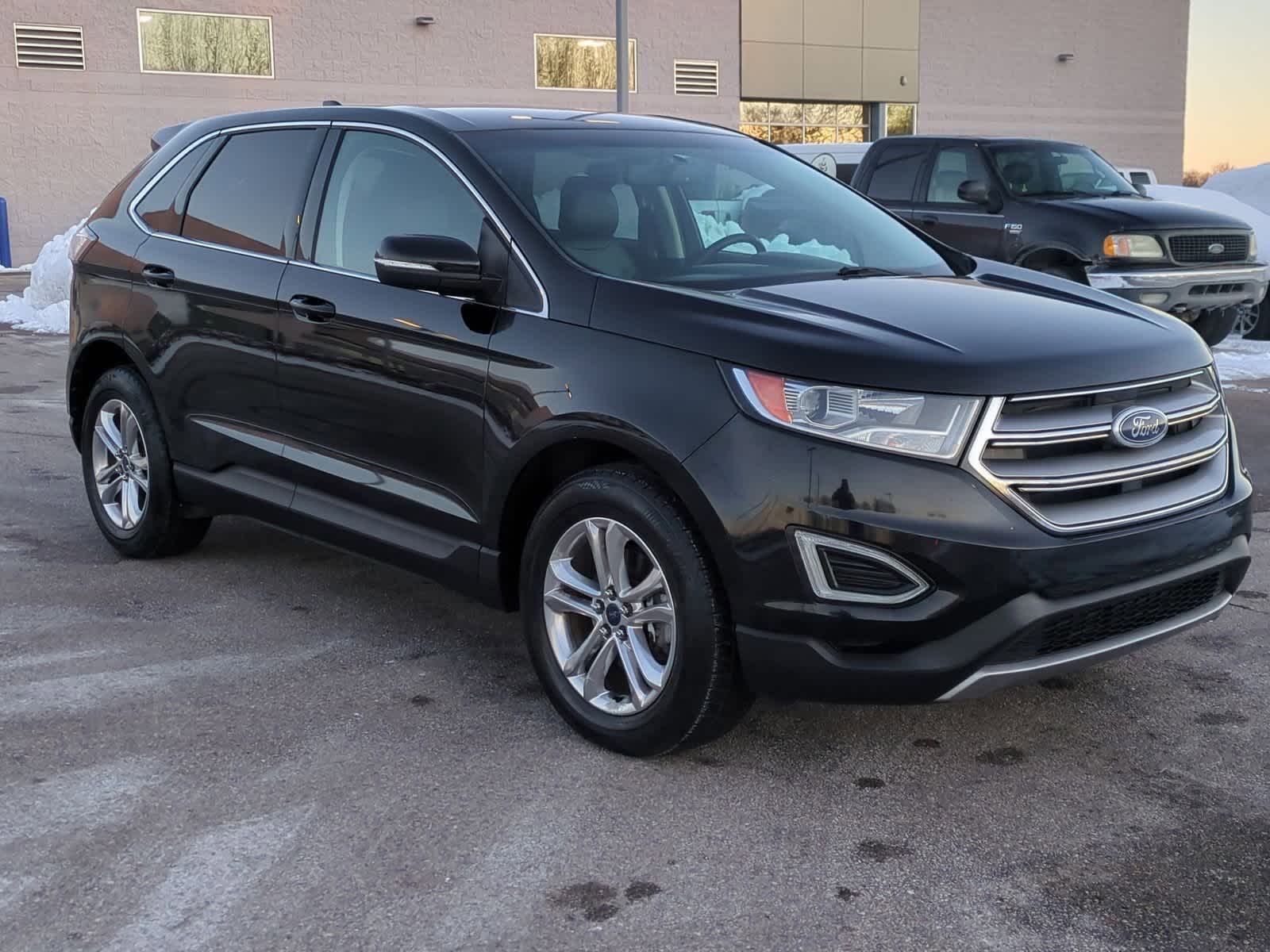 Thumbnail: 2016 Ford Edge - 2