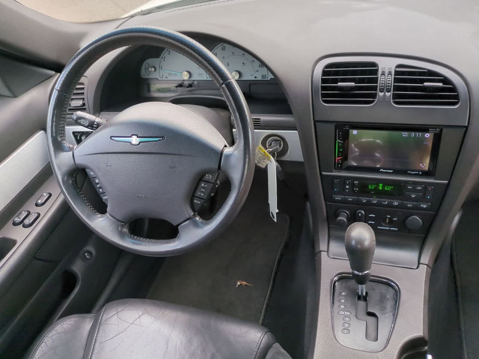 Thumbnail: 2002 Ford Thunderbird - 15