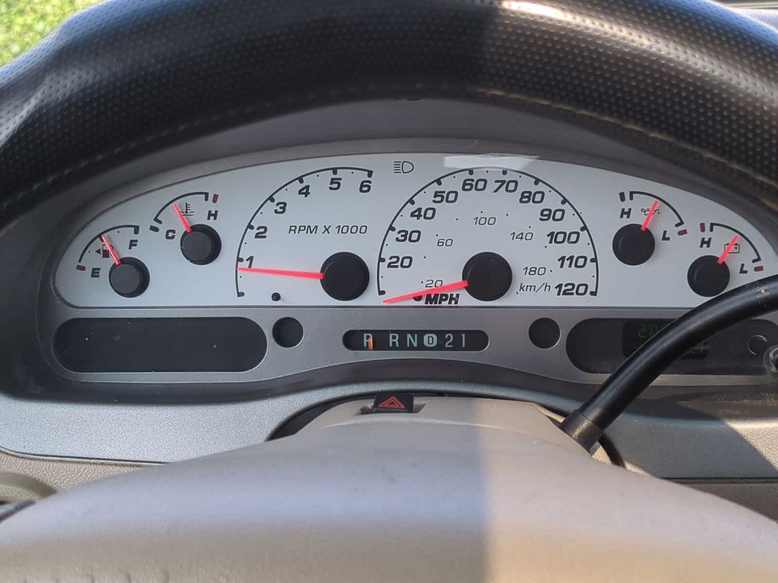 Thumbnail: 2004 Ford Explorer Sport Trac - 30