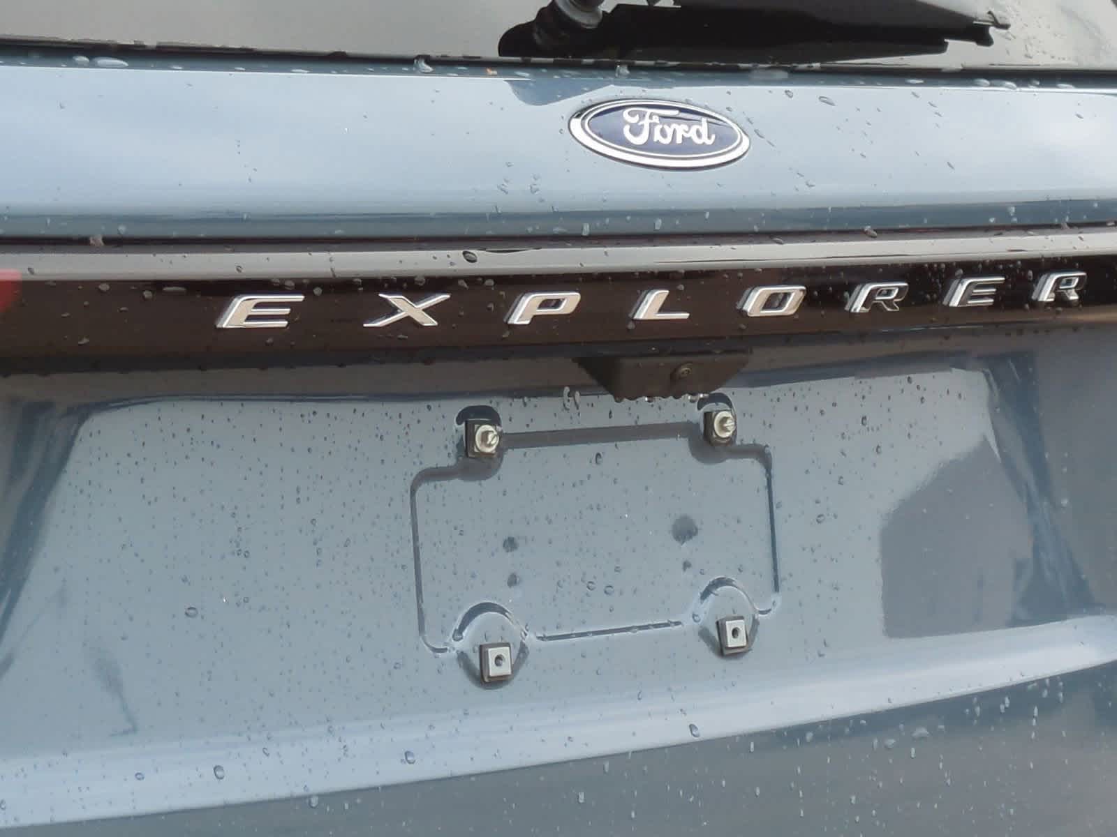 2025 Ford Explorer Active 13