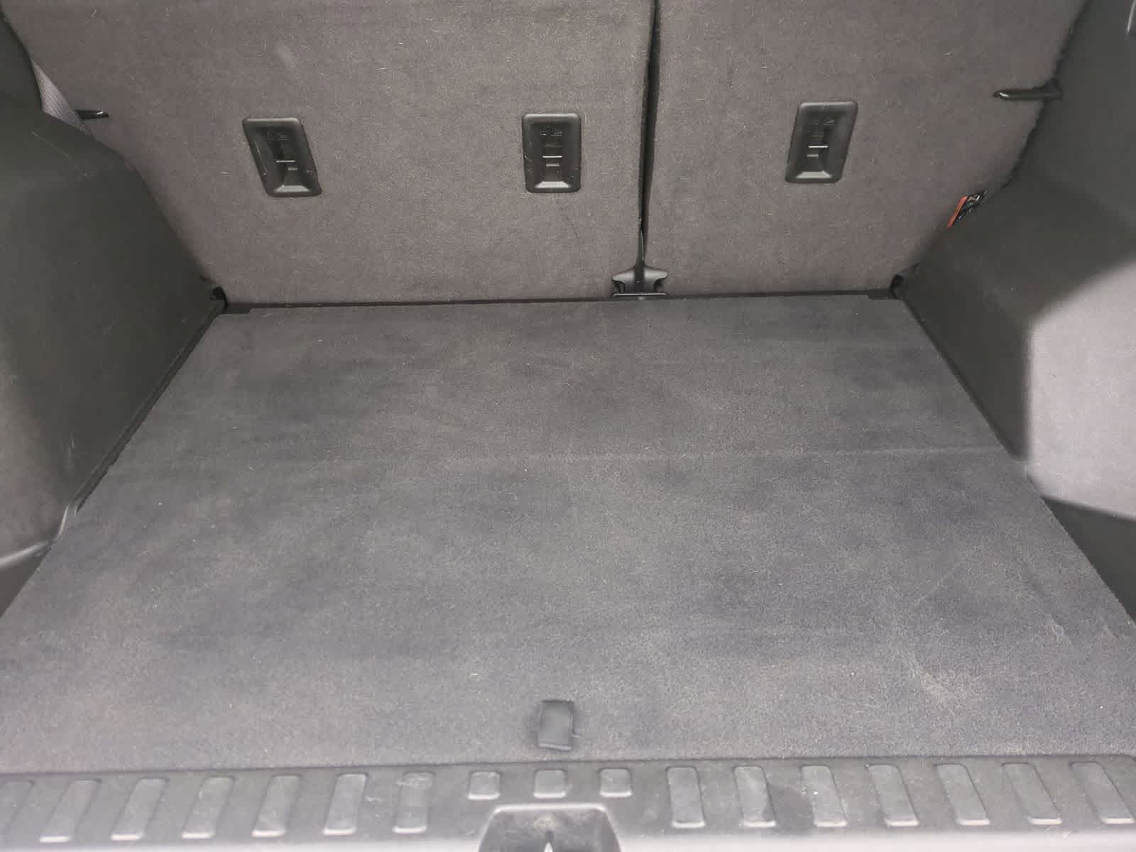 Thumbnail: 2020 Chevrolet Equinox - 34