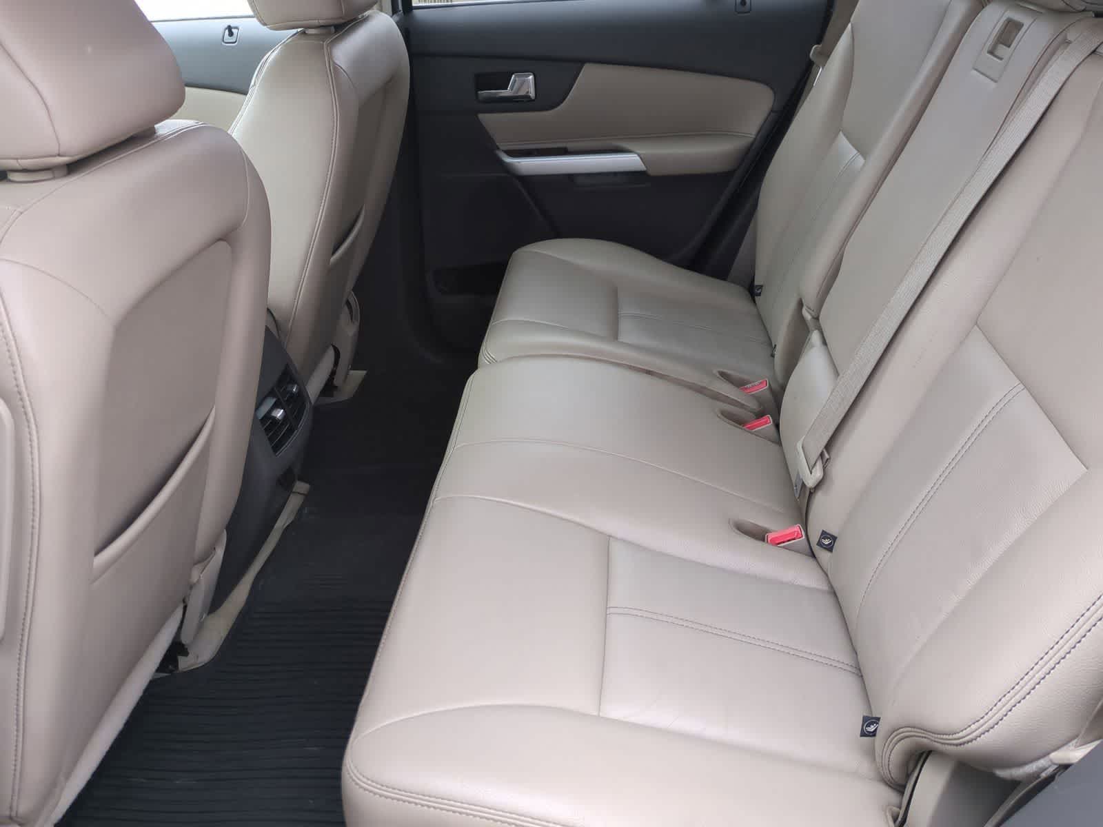 Thumbnail: 2011 Ford Edge - 19