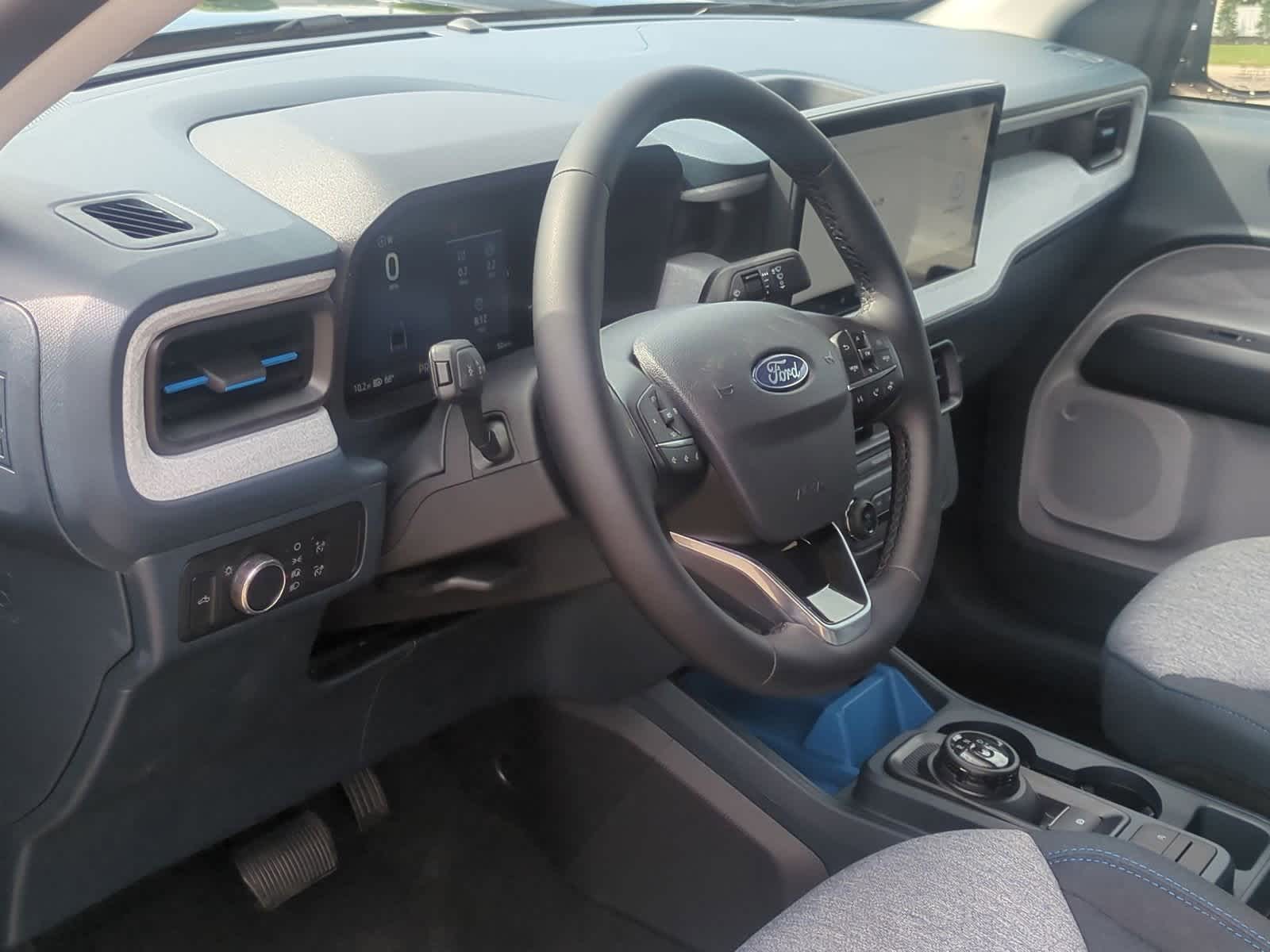 Thumbnail: 2025 Ford Maverick - 10