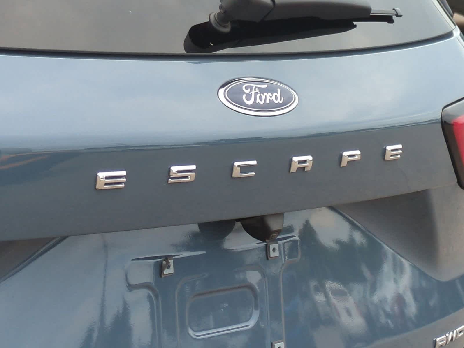 Thumbnail: 2023 Ford Escape - 13