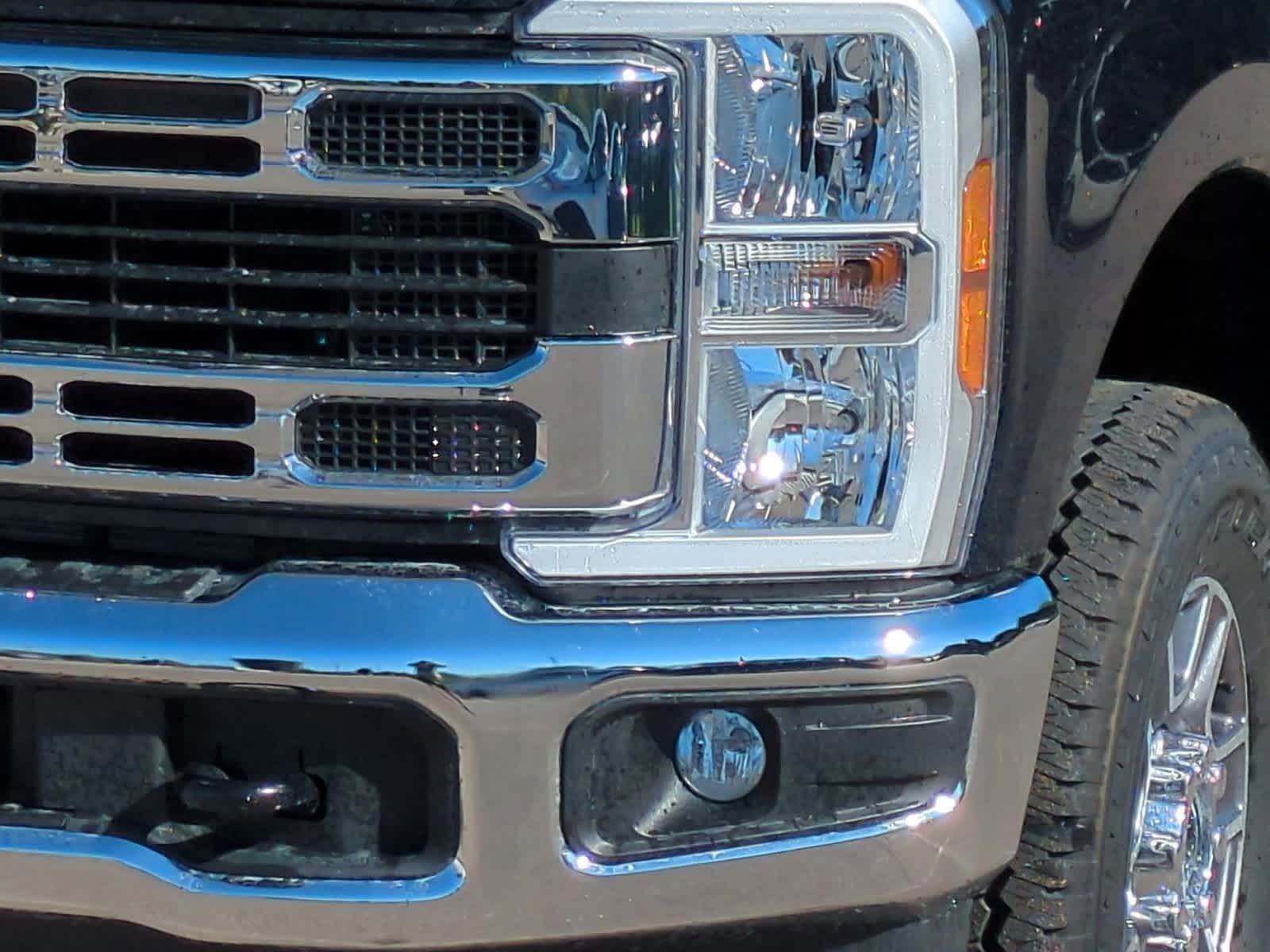 Thumbnail: 2025 Ford Econoline - 11