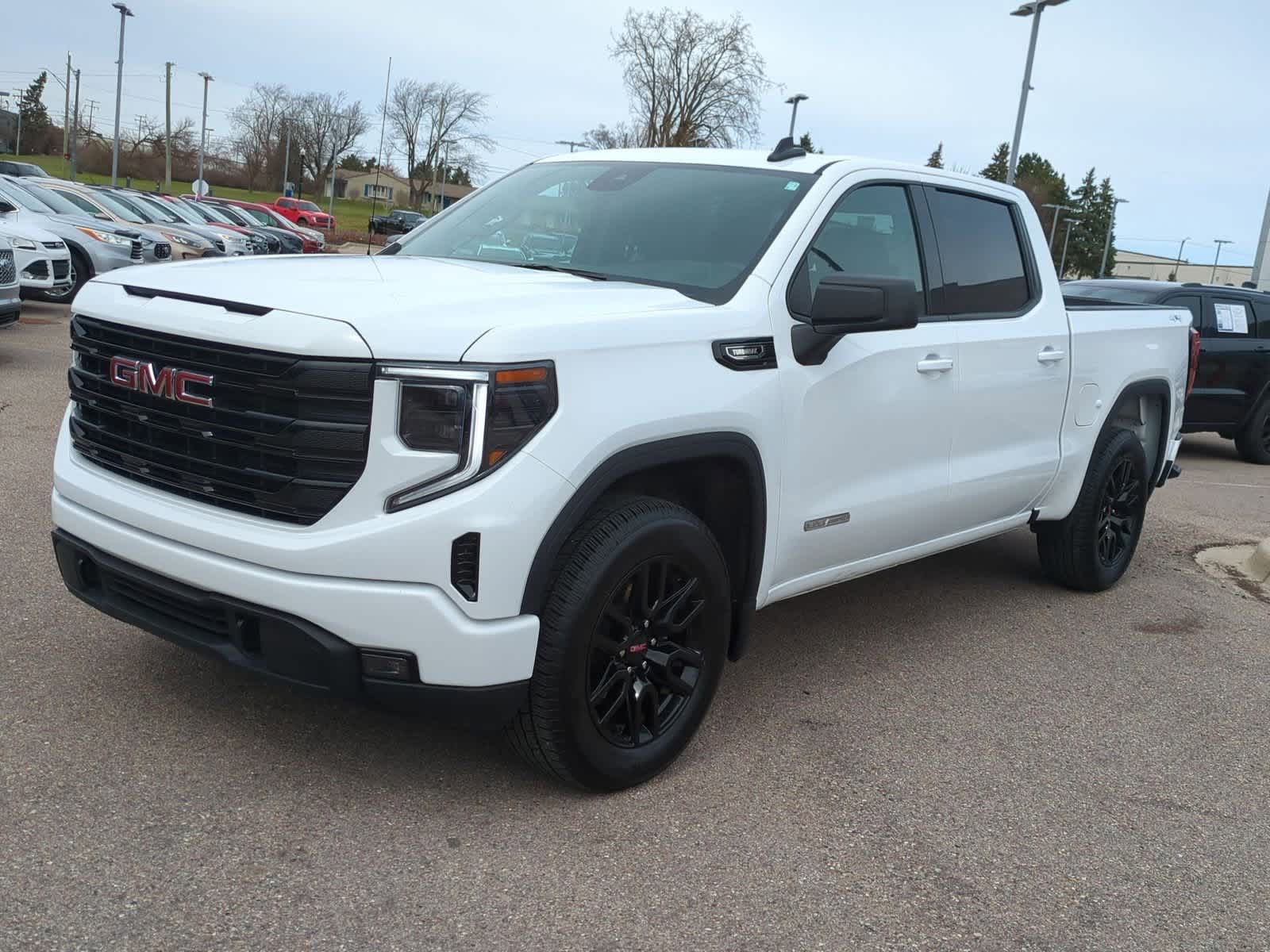2025 GMC Sierra 1500 Elevation 4