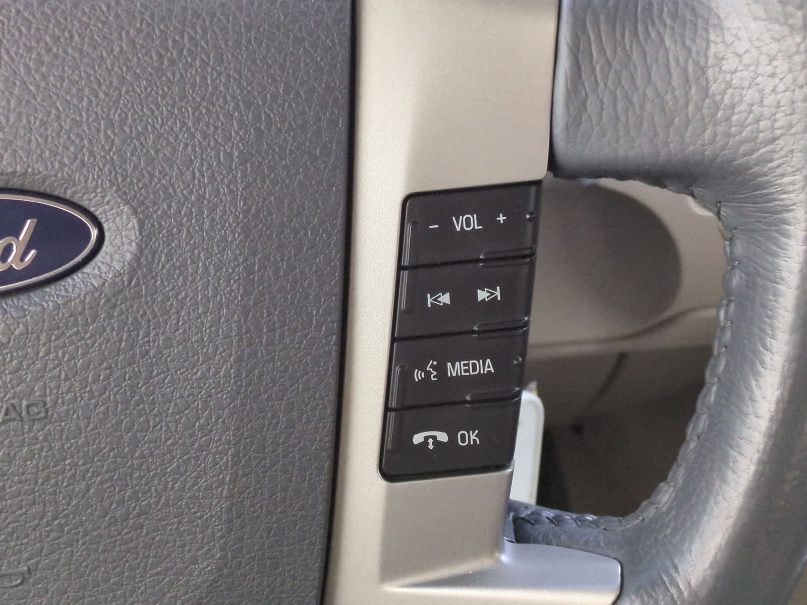 Thumbnail: 2009 Ford Flex - 26