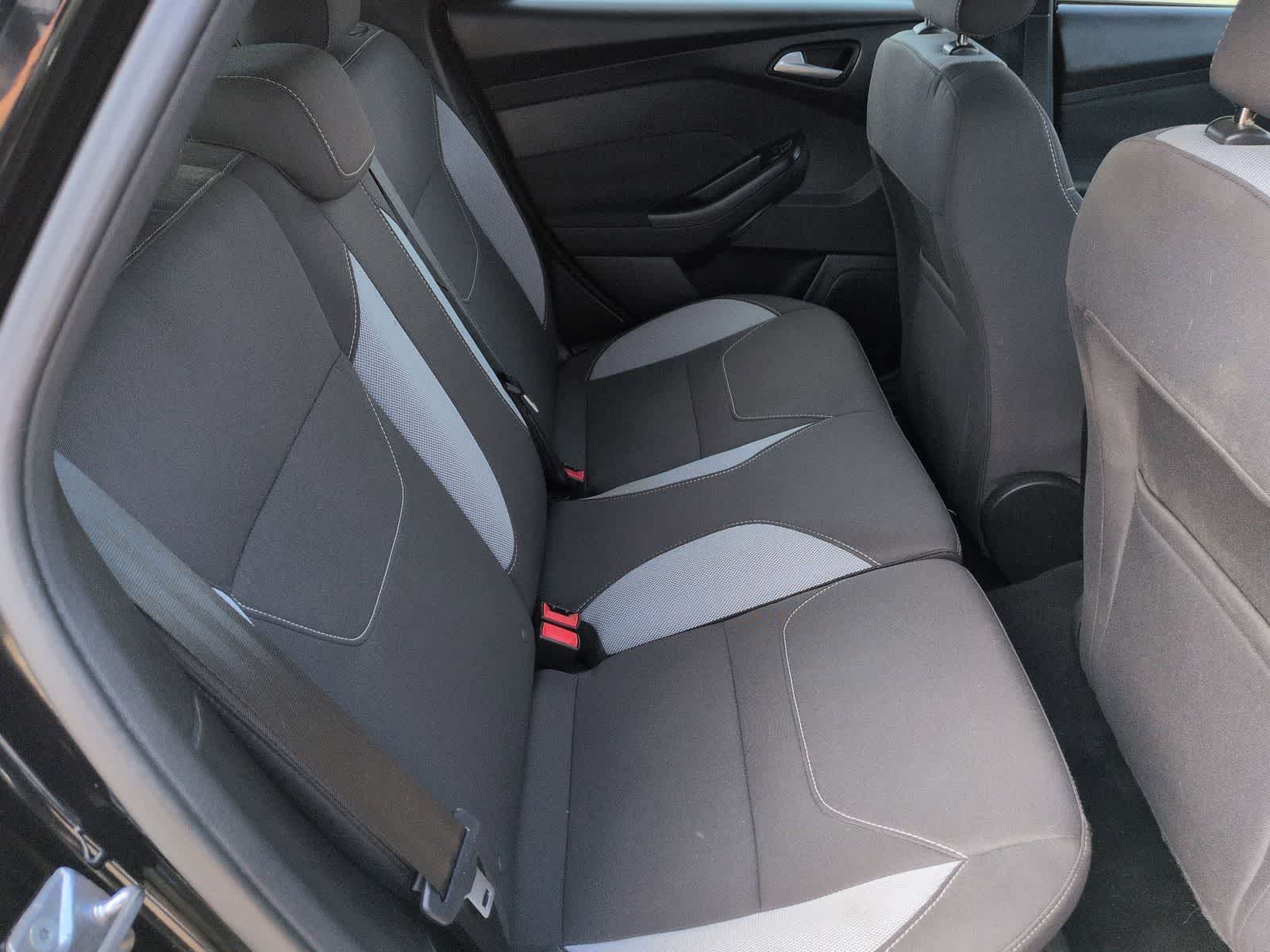 Thumbnail: 2018 Ford Focus - 21