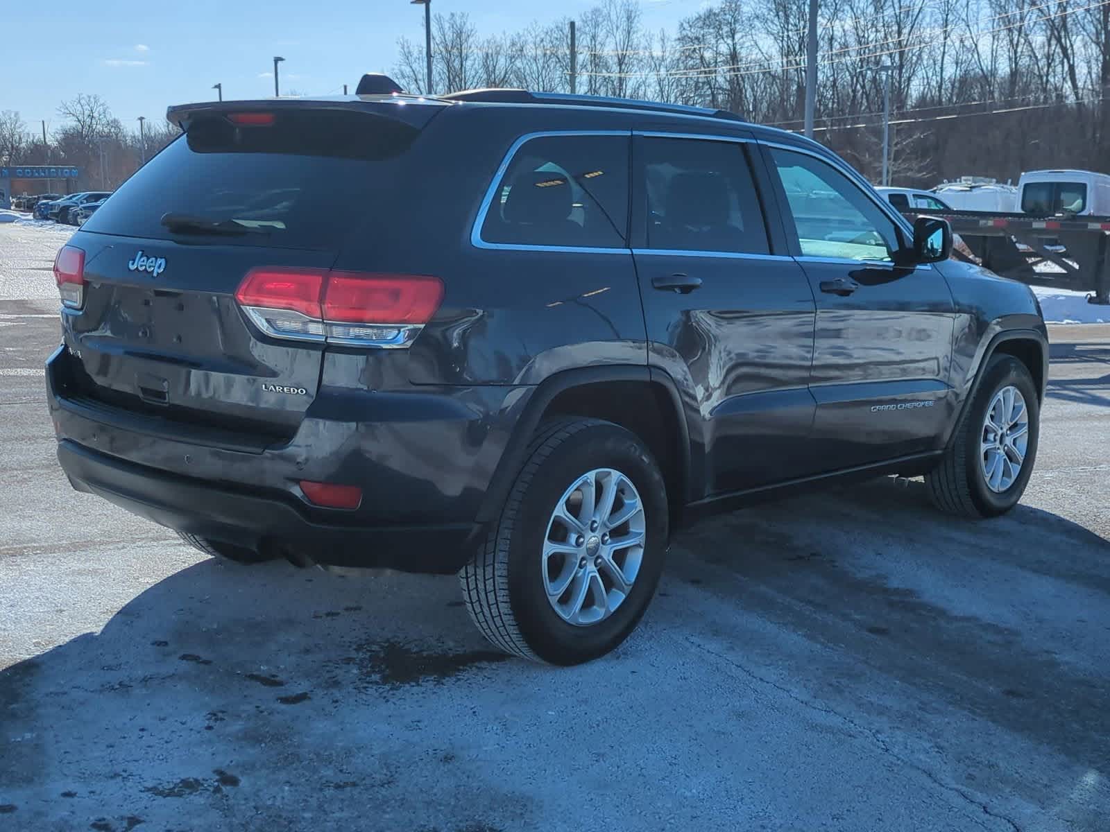 Thumbnail: 2015 Jeep Grand Cherokee - 8