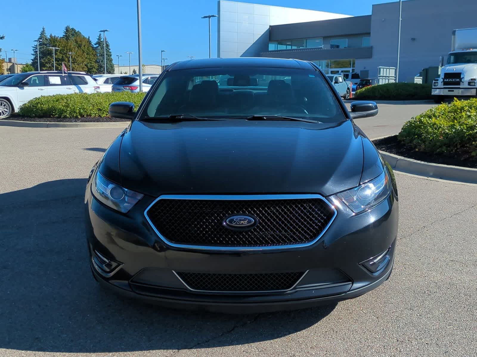 Thumbnail: 2017 Ford Taurus - 3