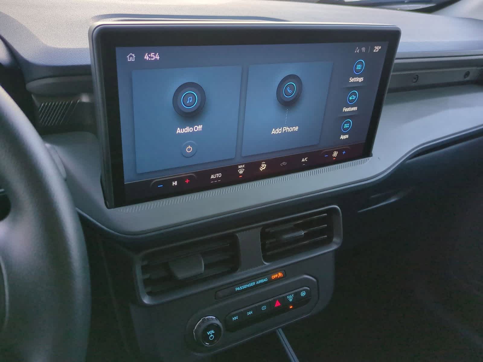 Thumbnail: 2026 Ford Maverick - 27