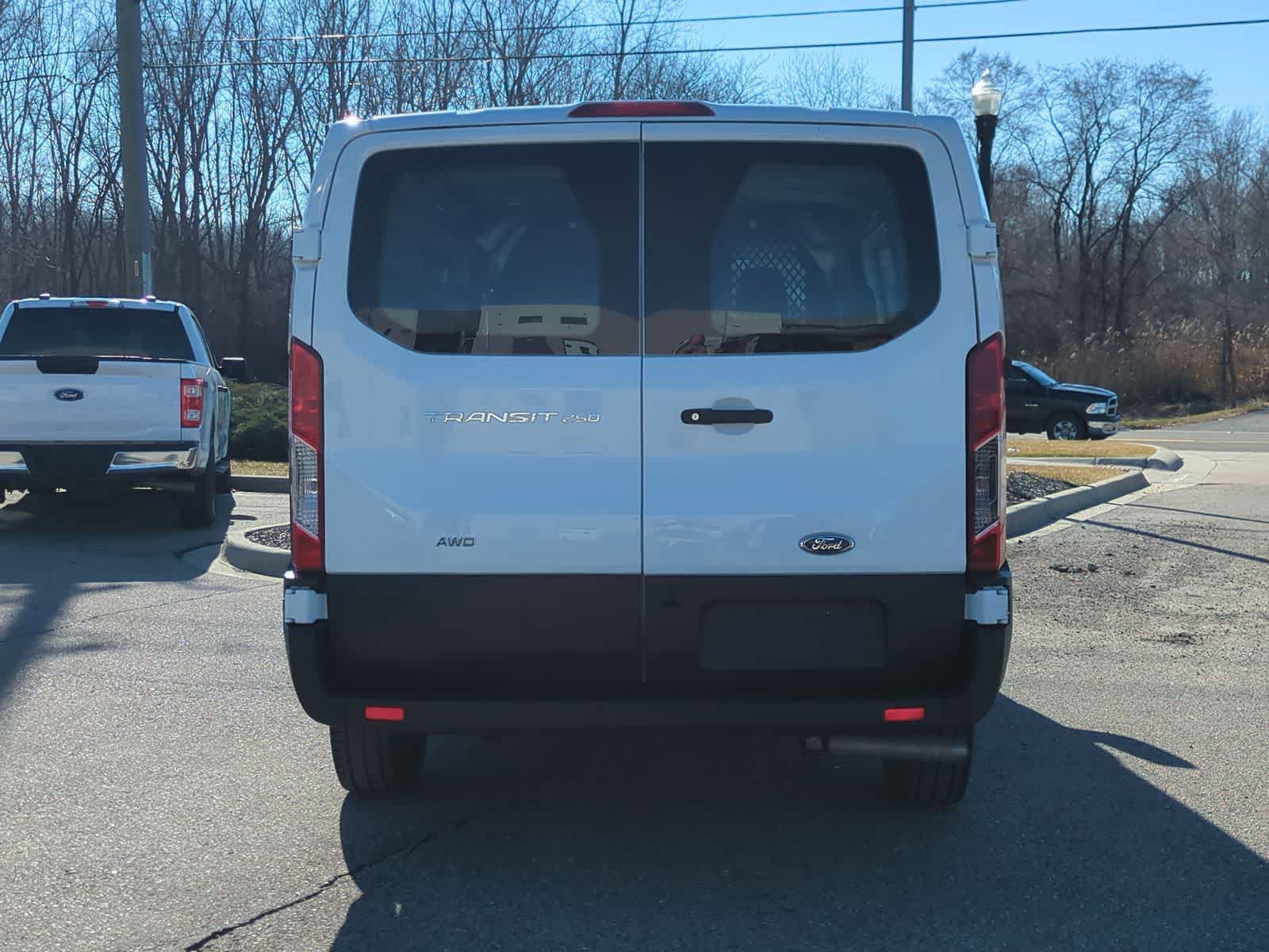 Thumbnail: 2024 Ford Transit Series - 7