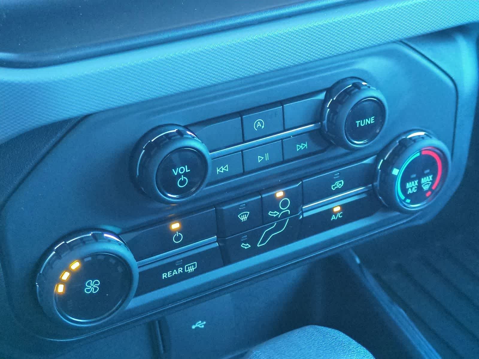 Thumbnail: 2023 Ford Bronco - 30