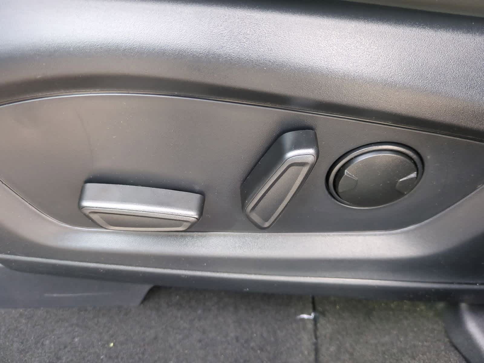 Thumbnail: 2026 Ford Explorer - 17