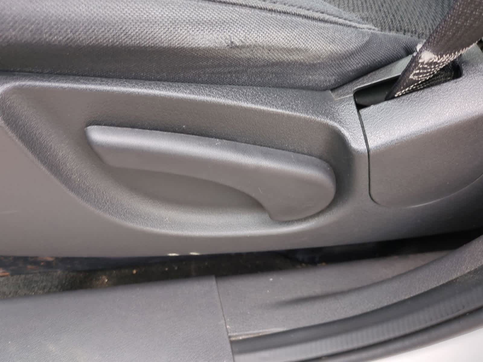 2012 Jeep Liberty Sport 17