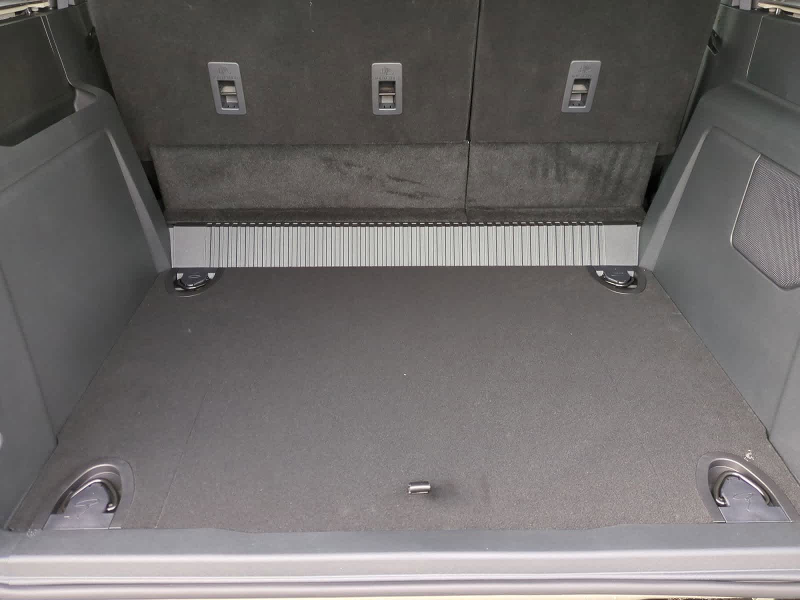 Thumbnail: 2025 Ford Bronco - 32