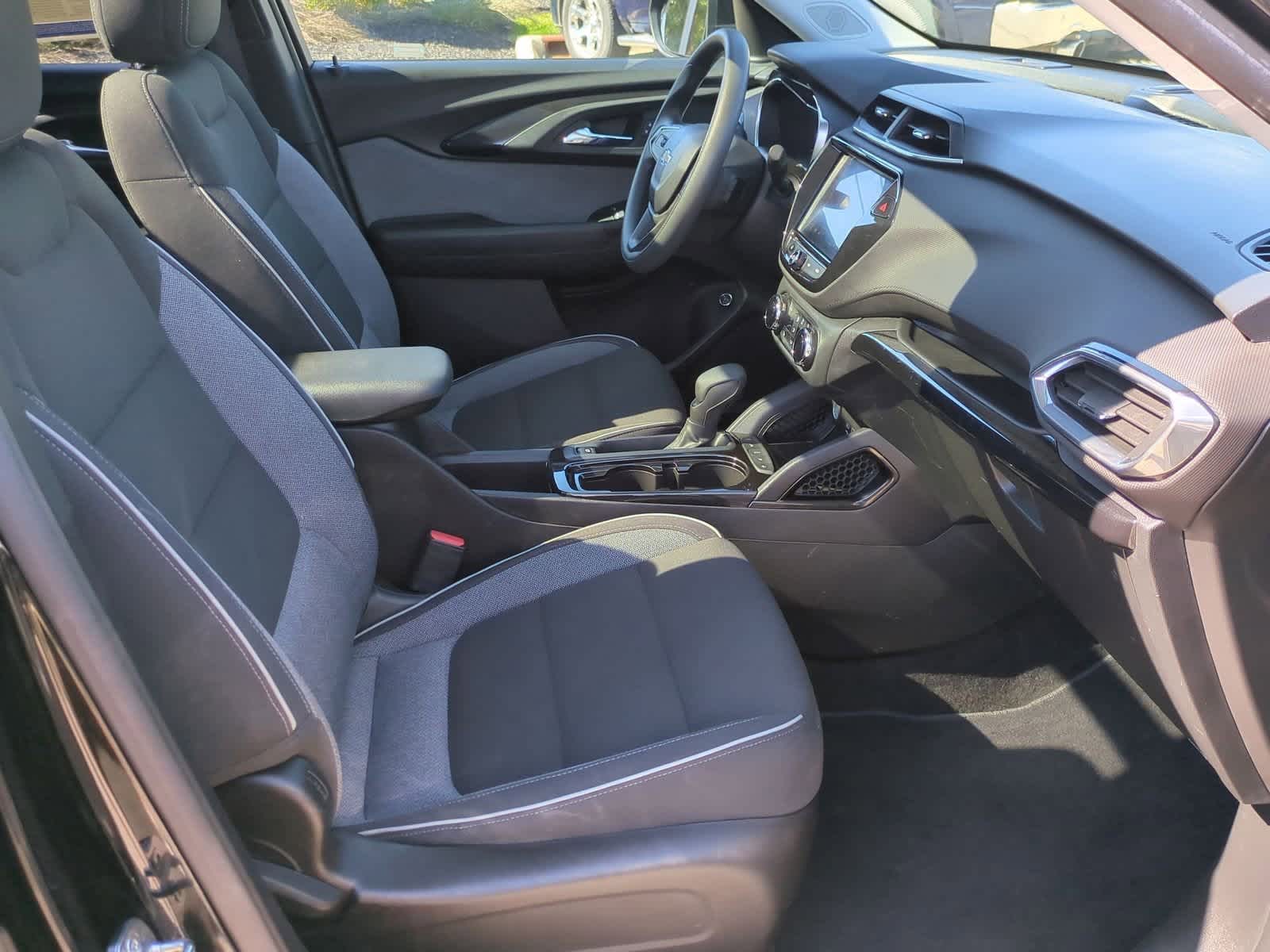 Thumbnail: 2021 Chevrolet TrailBlazer - 23