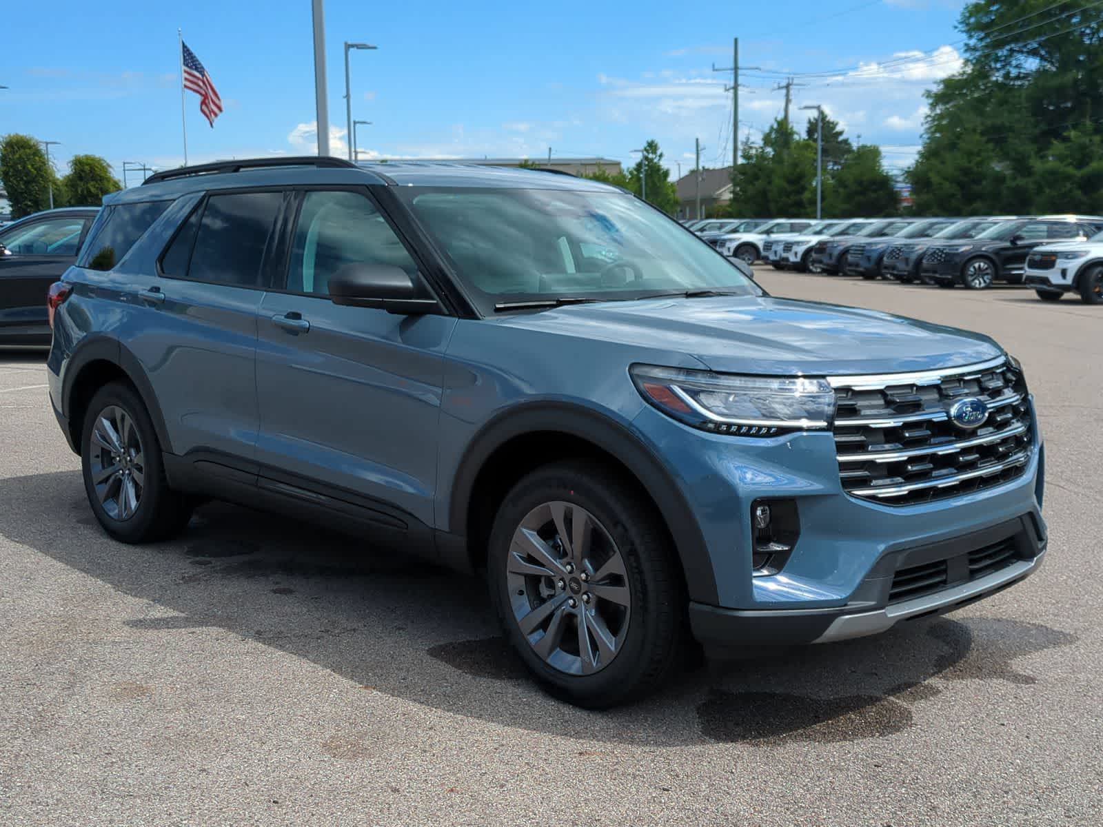 Thumbnail: 2026 Ford Explorer - 2