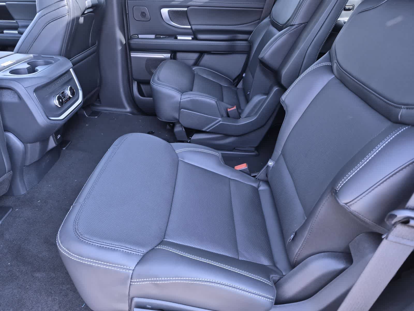 Thumbnail: 2027 Ford Expedition - 20