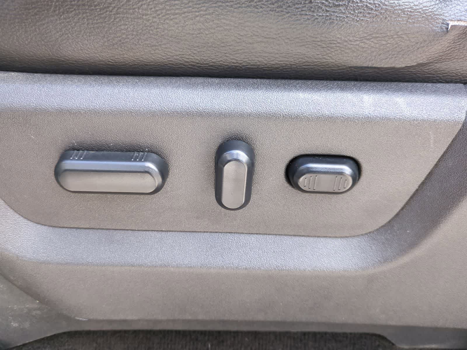 Thumbnail: 2015 Ford Econoline - 17