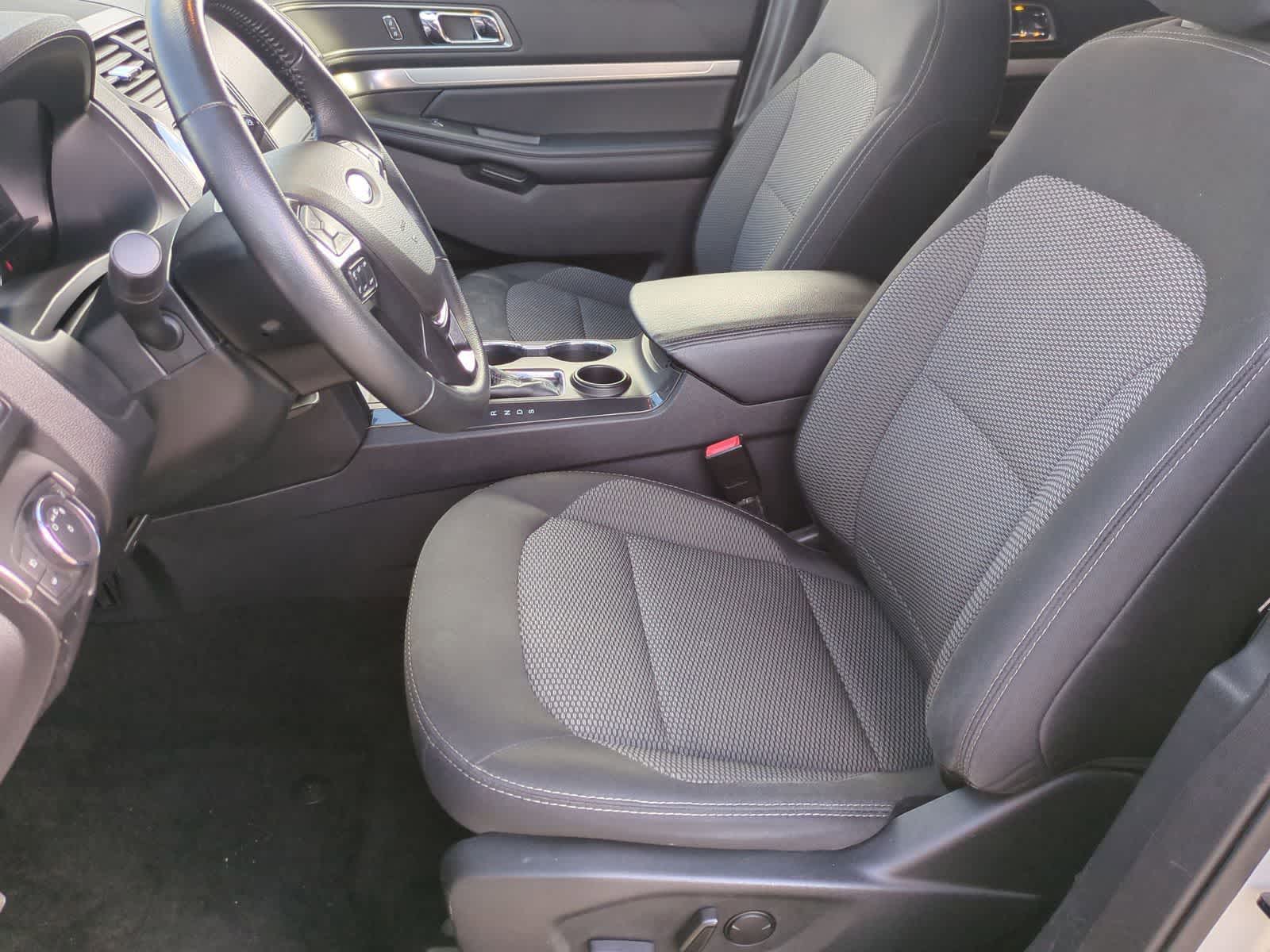 Thumbnail: 2019 Ford Explorer - 16