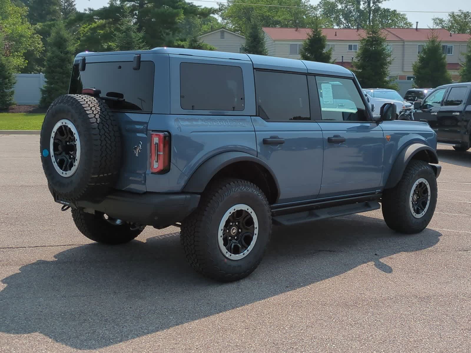 Thumbnail: 2025 Ford Bronco - 8