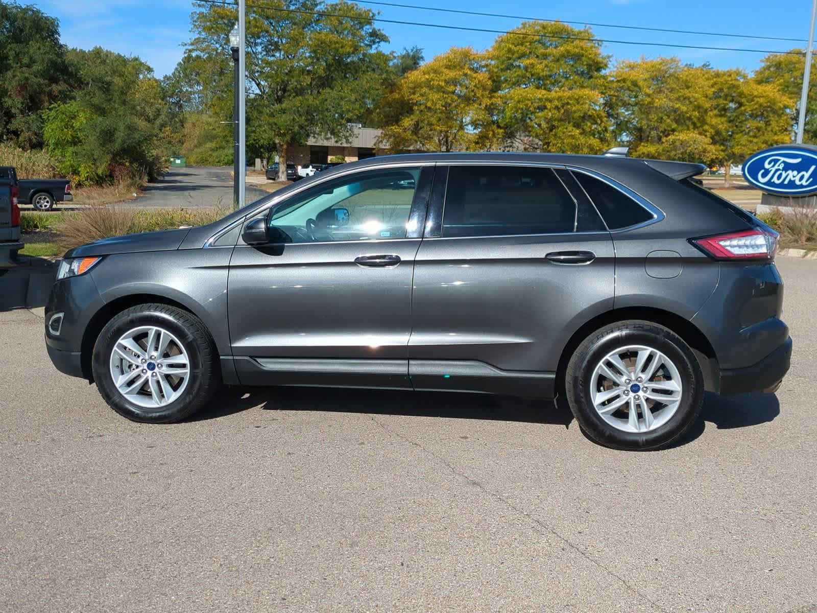 Thumbnail: 2015 Ford Edge - 5