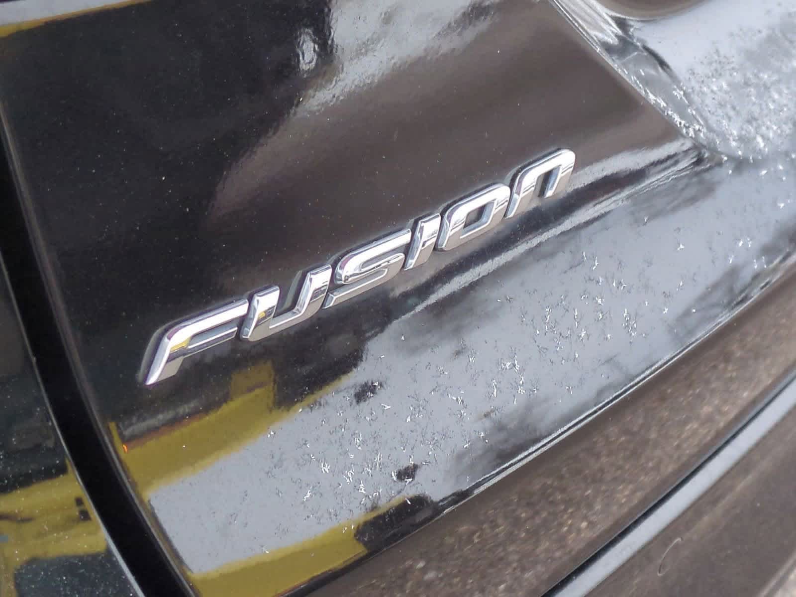 Thumbnail: 2017 Ford Fusion - 13