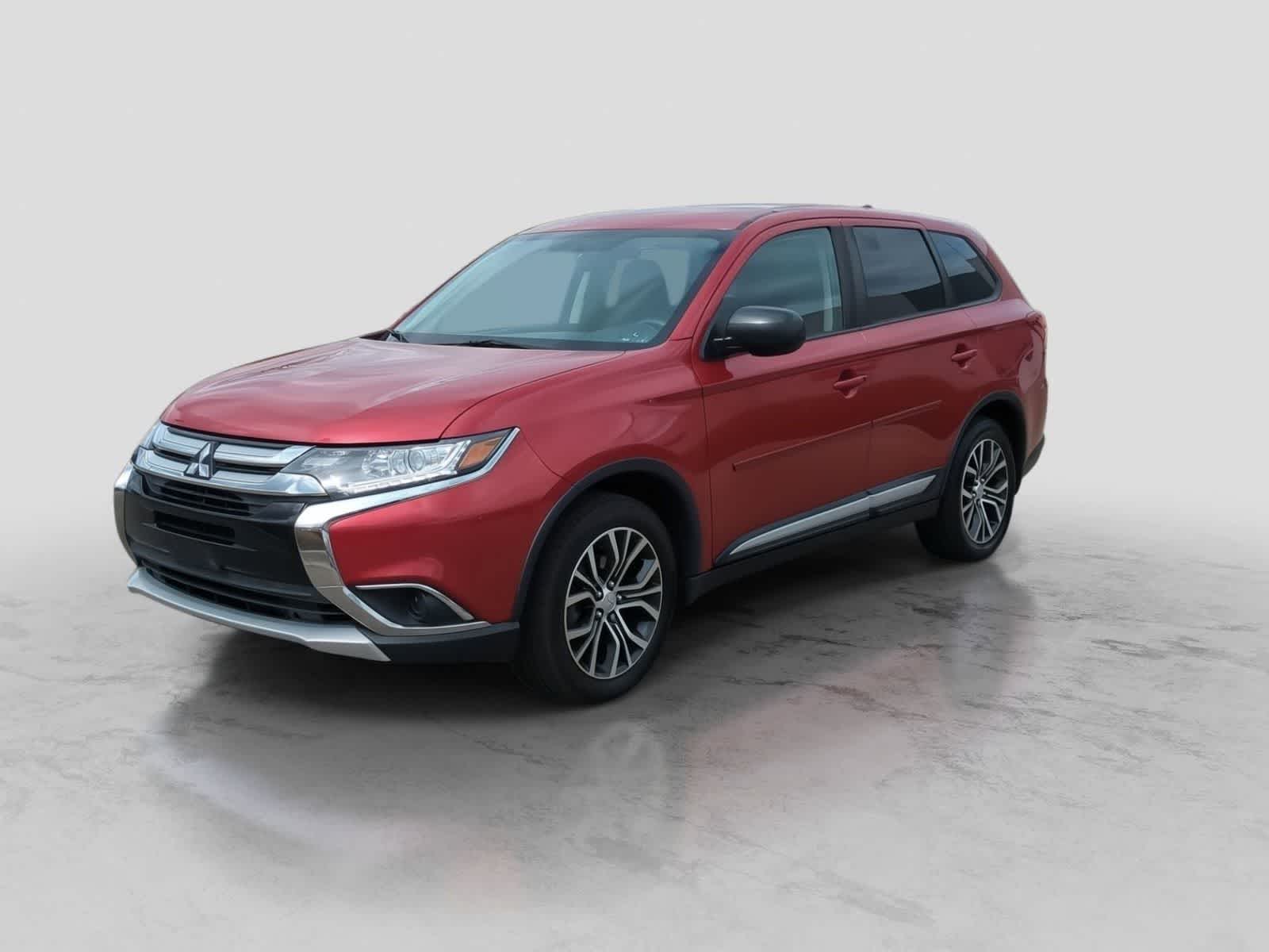 Thumbnail: 2018 Mitsubishi Outlander - 3