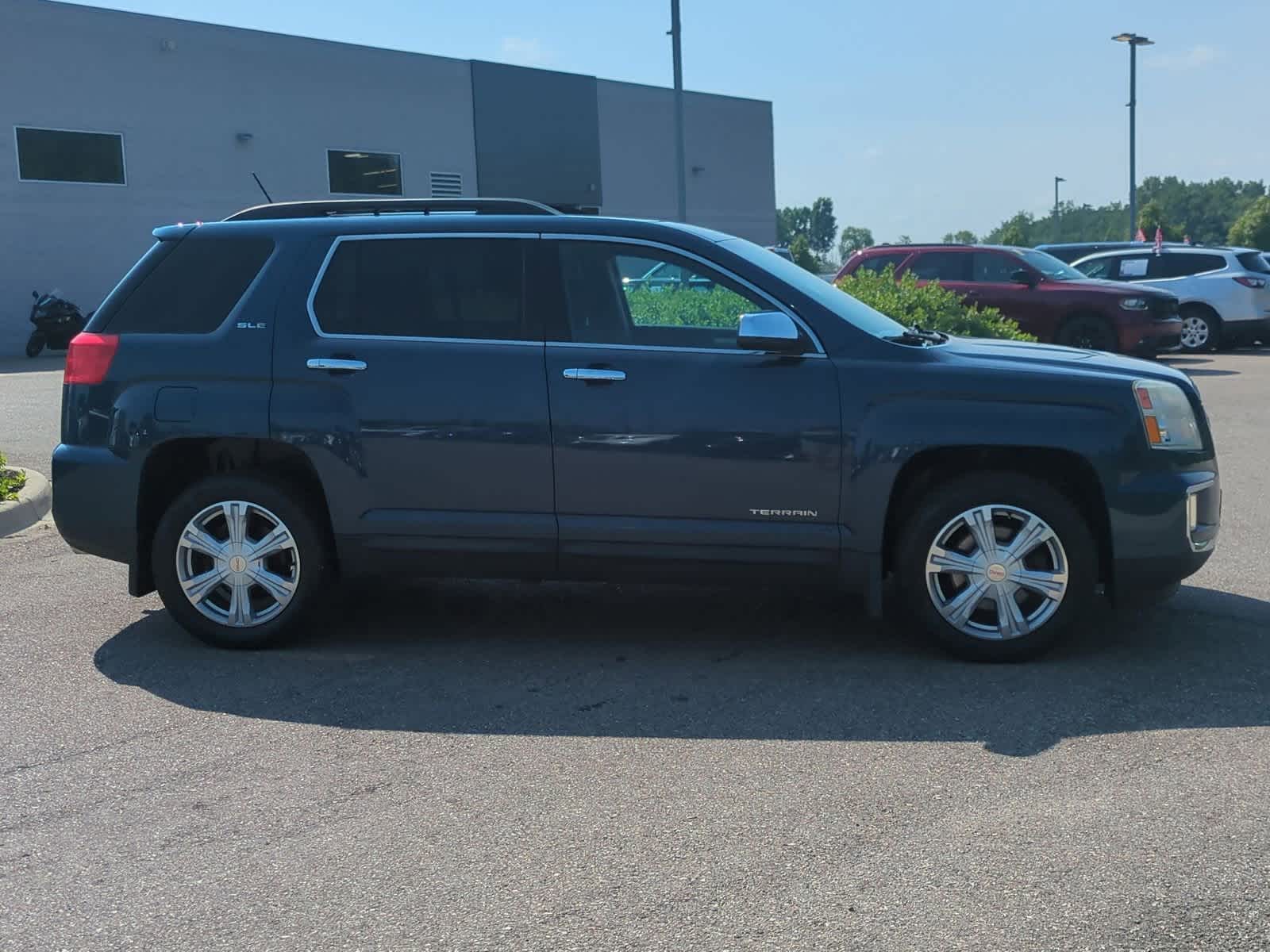 Thumbnail: 2016 GMC Terrain - 9