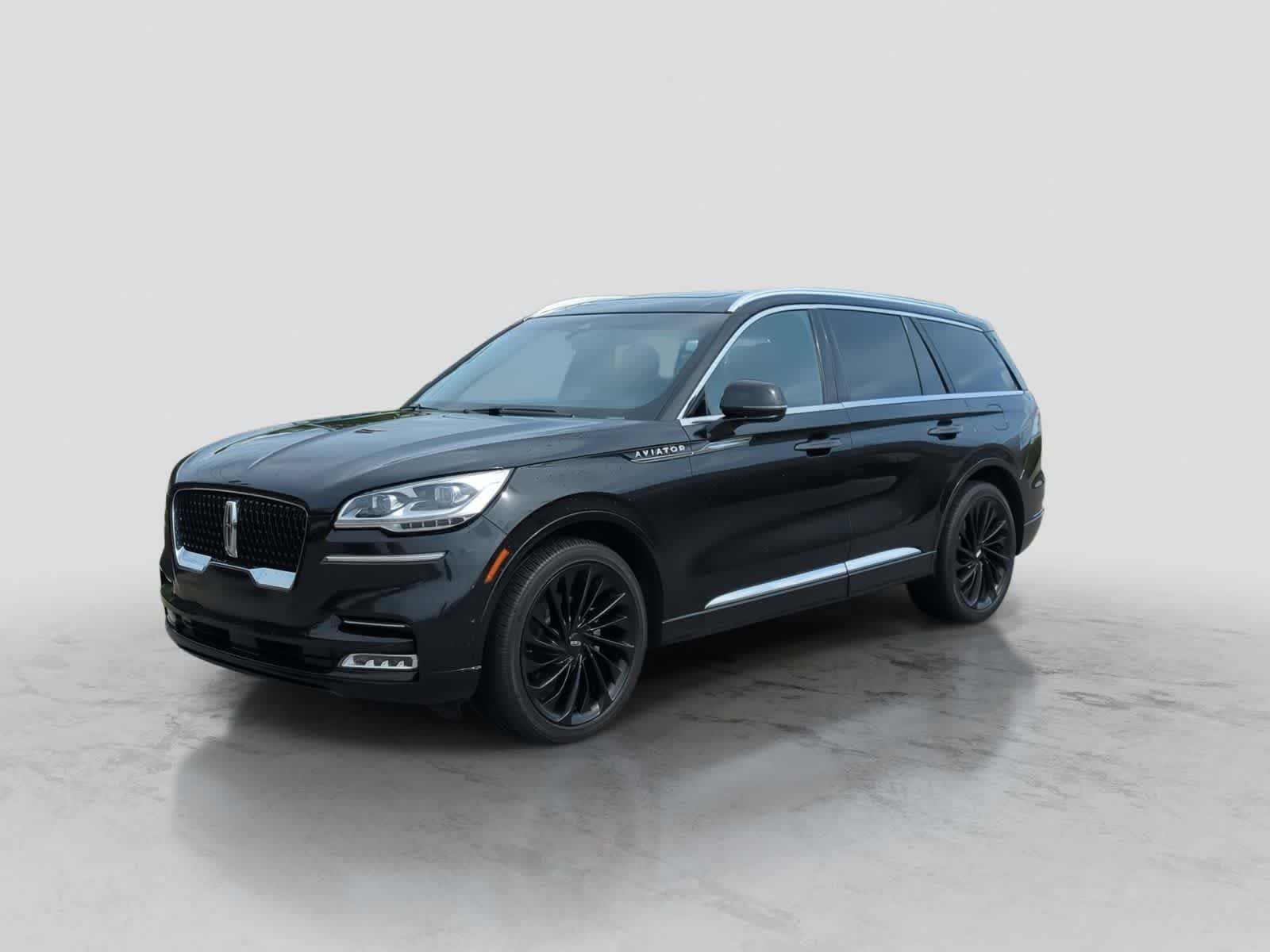Thumbnail: 2022 Lincoln Aviator - 4